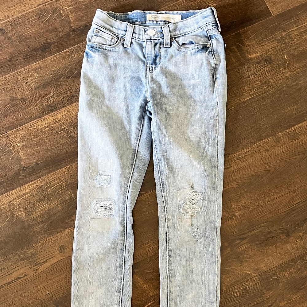 Levi Strauss Signature Girls Denim Jeans Super Skinny with Distressing Size 10